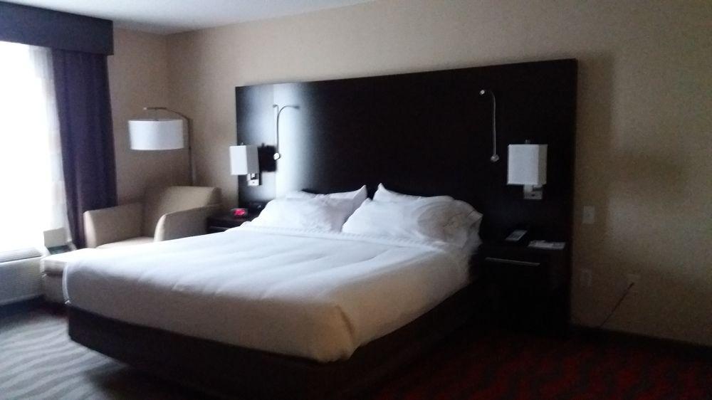 Holiday Inn Express Hotel & Suites Waterford By Ihg Esterno foto