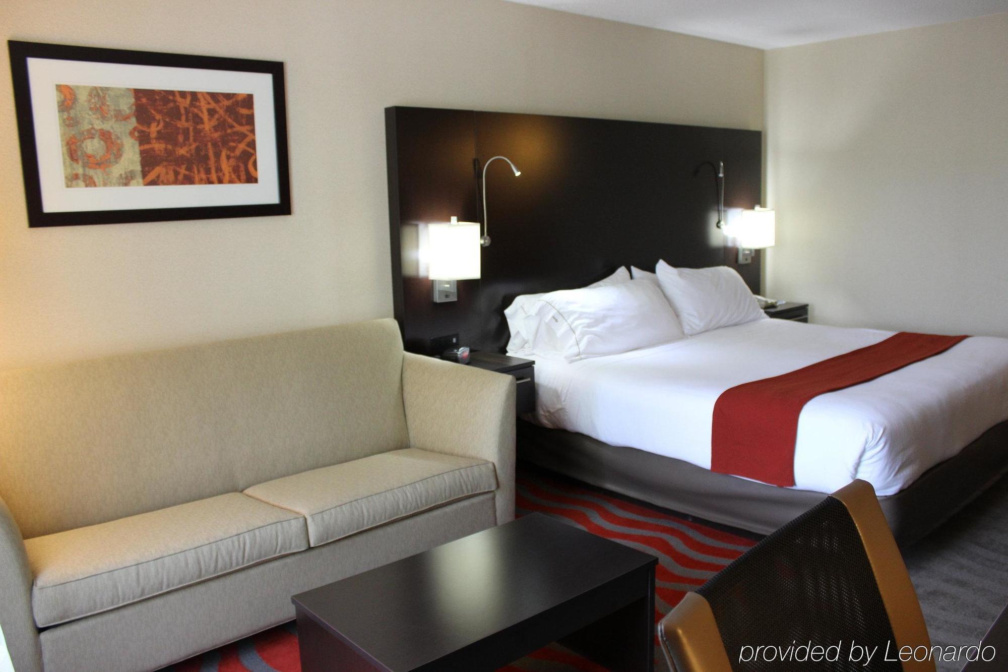 Holiday Inn Express Hotel & Suites Waterford By Ihg Esterno foto